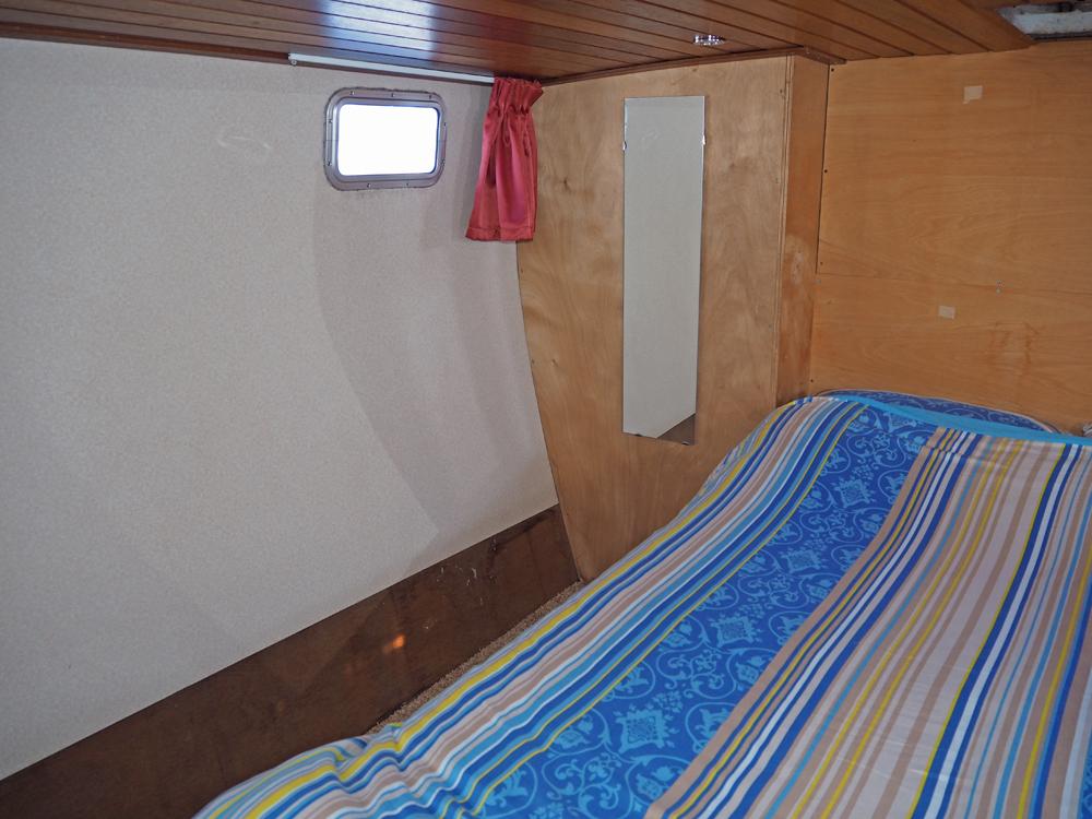 Aft cabin, Accommodation